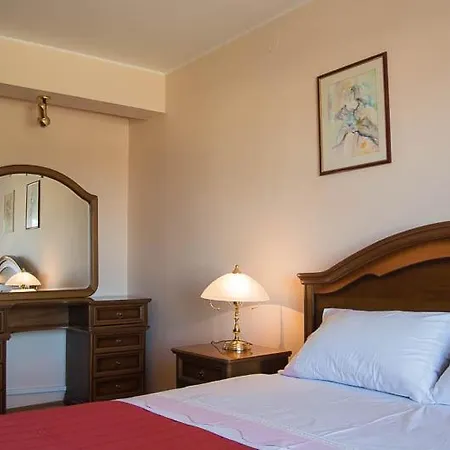 Bastianich Villa